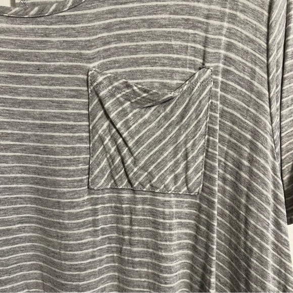 Molly & Isadora Short Sleeved Tee - Picture 3 of 6